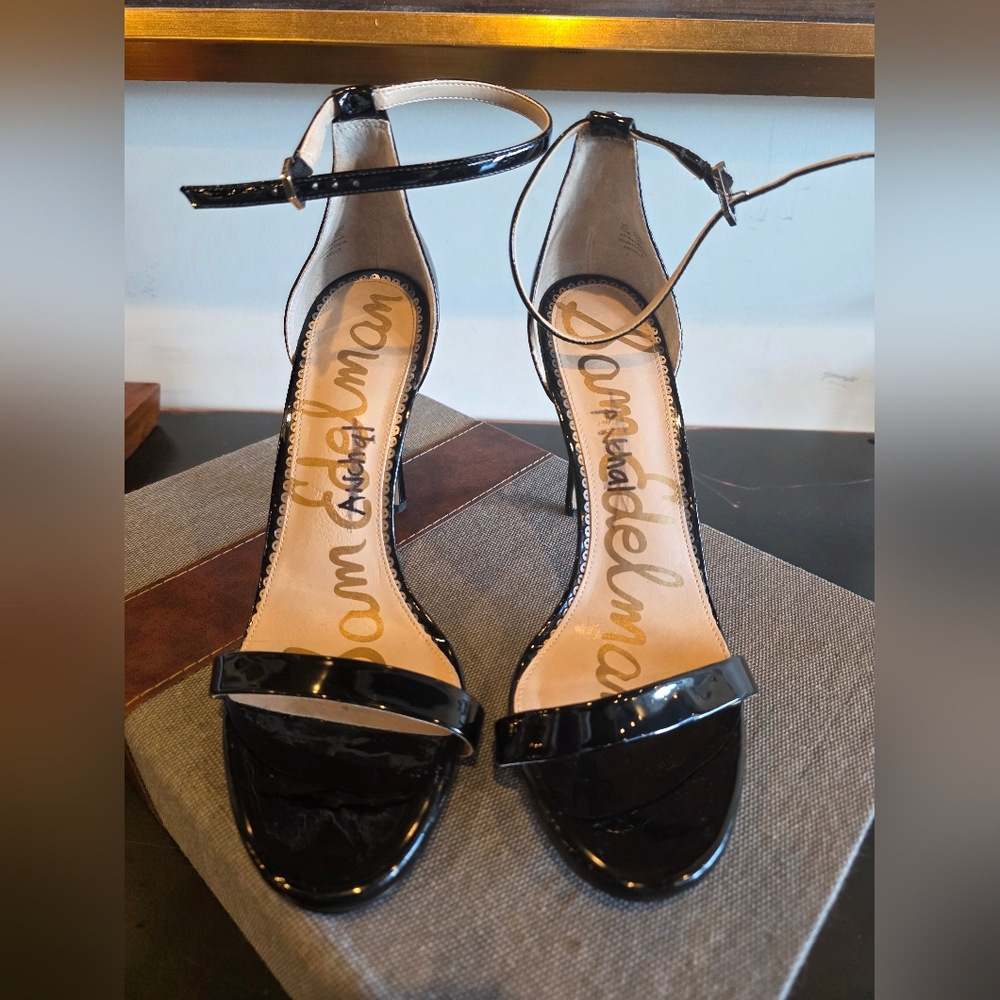 Black Patent Leather Stiletto Heels - Picture 2 of 7